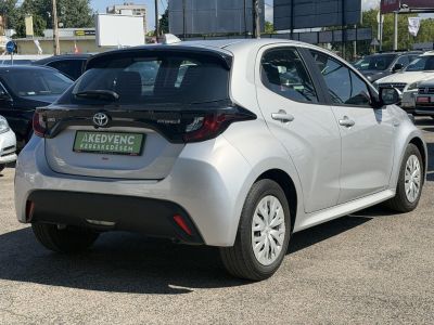 TOYOTA YARIS 1.5 Hybrid Comfort Tech e-CVT 103e km. ülésfűtés. kormányfűtés. kamera. sávtartó. digitklíma
