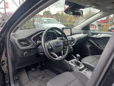 FORD FOCUS 1.0 EcoBoost Connected M.o.-i. 1.tul. Márkaszervizelt!