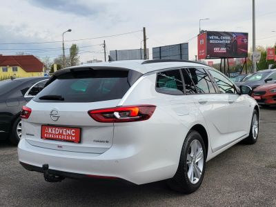 OPEL INSIGNIA Sports Tourer 2.0 CDTI Innovation Start Stop (Automata) LED Holttér Sávtartó Navi Carplay Ülésfűtés Kamera Vonóhorog
