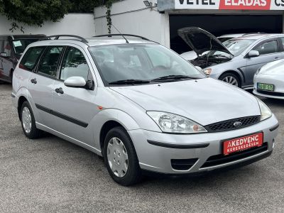 FORD FOCUS 1.4 Comfort Magyarország 116e km Friss vizsga Klíma!