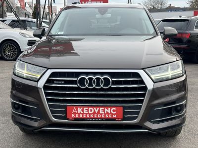 AUDI Q7 3.0 V6 TDI quattro Tiptronic ic M.o.i. 1.tul. rendszeresen karbantartott. vezérlés cserélve!