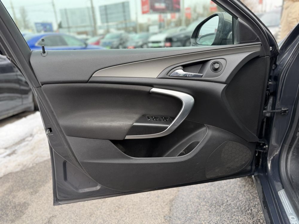 OPEL INSIGNIA 1.4 T Active Start Stop Magyarországi Tempomat Digitklíma PDC Téli-nyári kerék!