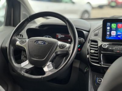 FORD CONNECT Tourneo230 1.5 TDCi L2 Titanium (7 személyes ) 79e km. M.o.-i. Márkaszervizelt előélet!