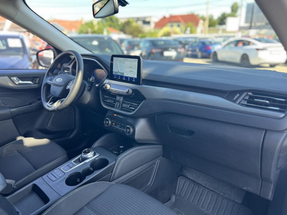 FORD KUGA 2.5 PHEV Freedom CVT 49e km. LED fényszórók. kamera. carplay. ülésfűtés. kormányfűtés. CARPLAY!