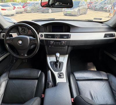 BMW 325i 3000-es. 6 HENGERES!
