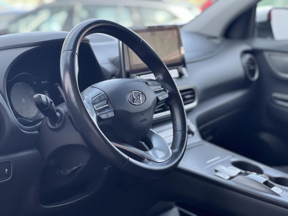 HYUNDAI KONA EV 64kWh Comfort 400+km hatótáv
