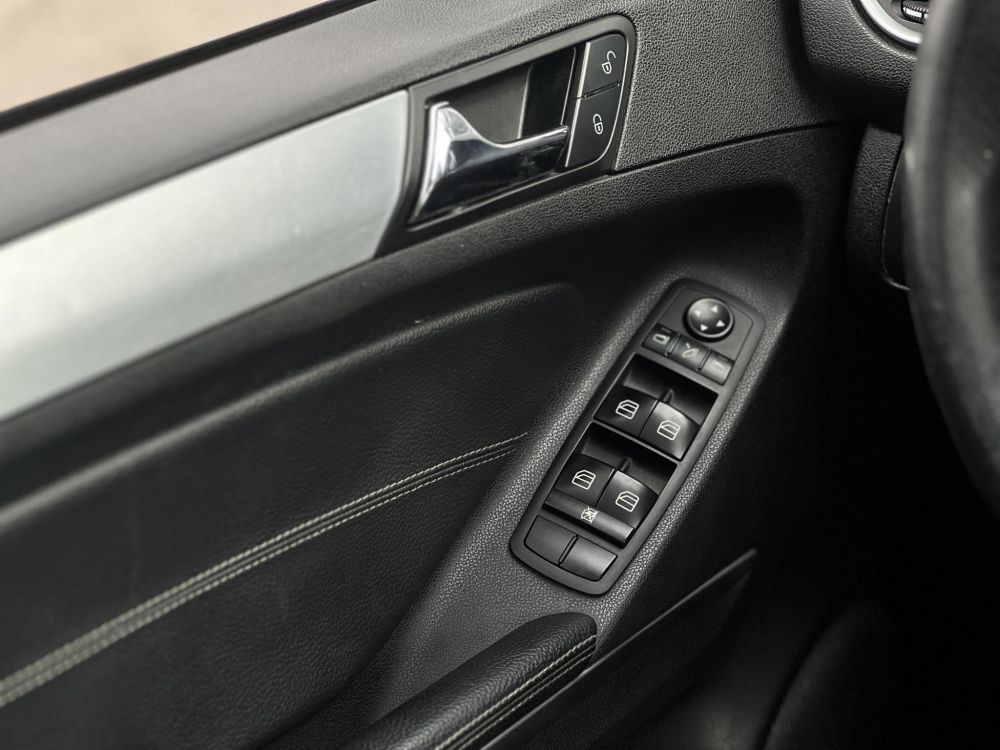 MERCEDES-BENZ ML 320 CDI (Automata) harman/kardon. légrugó. napfénytető. hátsó TV. alcantara belső!