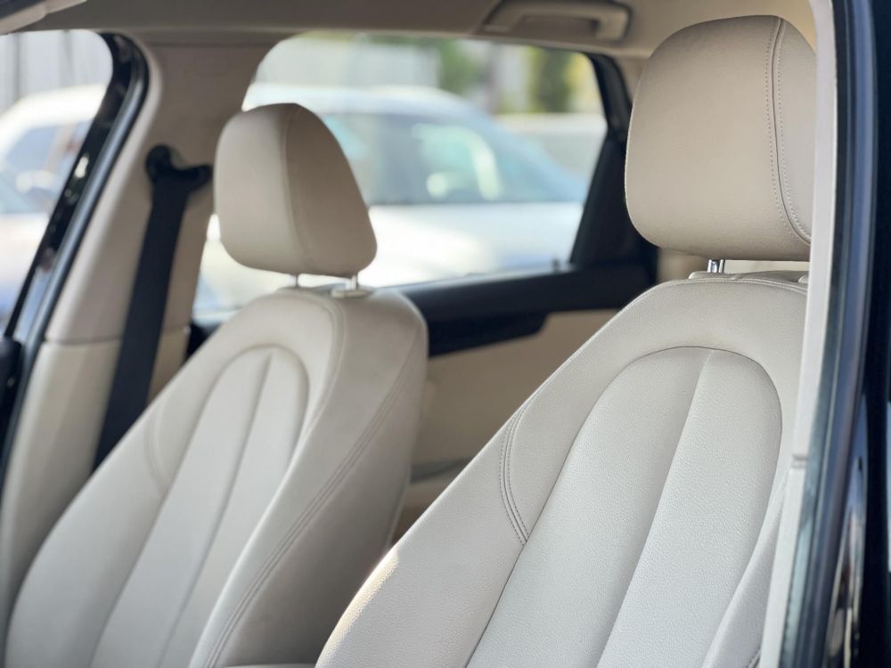 BMW 218i Advantage (Automata) Active Tourer. M.o.-i. vajbőr belső. ülésfűtés. keyless. Wallis szerviz