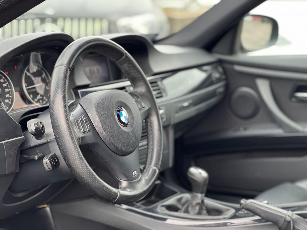 BMW 320d Napfénytető Xenon Ülésfűtés Combtámasz Navi PDC