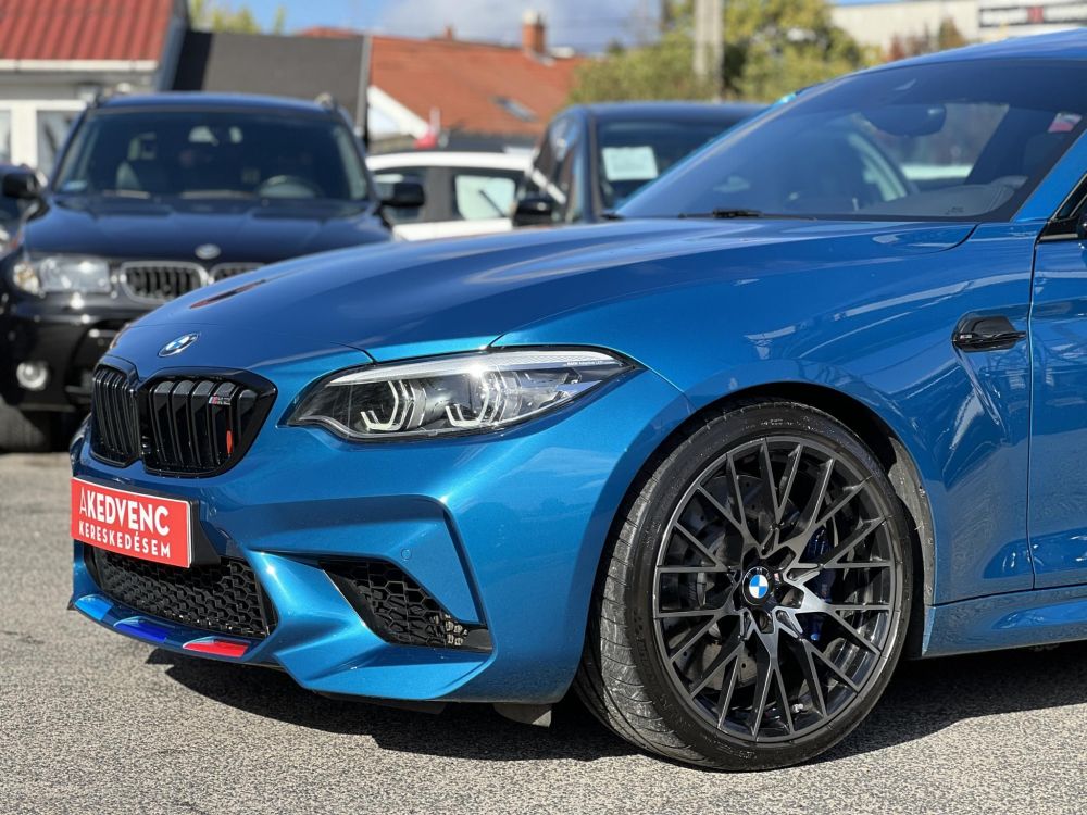 BMW M2 Competition DKG Tuningmentes. magas felszereltség. végig vezetett szervizkönyv. Apple carplay