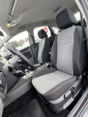FORD FOCUS 1.6 Ghia (Automata) Klíma Tempomat City szervó Téli/nyári garnitúra!