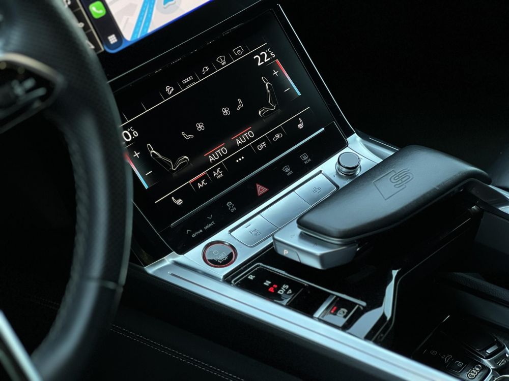 AUDI E-TRON Sportback 60 S quattro (Automata) 55e km. Bang And Olufsen. panoráma tető. head-up. CARPLAY. garanciális!