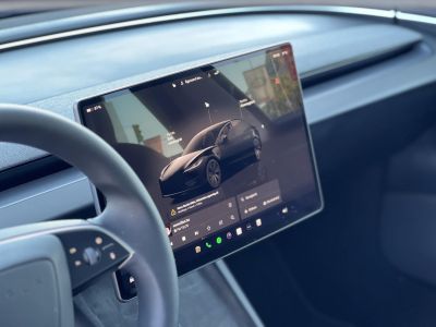 TESLA MODEL 3 Long Range AWD (Automata) HIGHLAND 130e km. AMD Ryzen. hőszivattyú. akár 600km hatótáv!