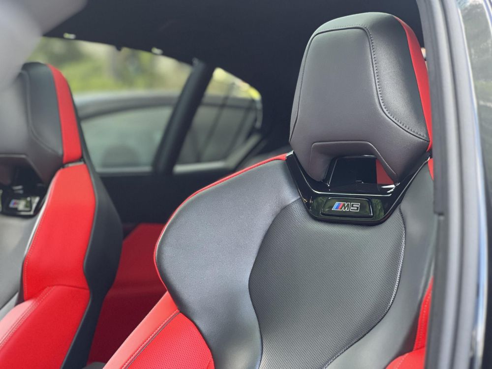 BMW M5 (Automata) Magyarországi. Bowers & Wilkins. 3év/200e km garancia!