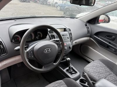 KIA CEE'D 1.6 CRDi EX M.o.-i. Klíma Bluetooth 4-5L/100km!