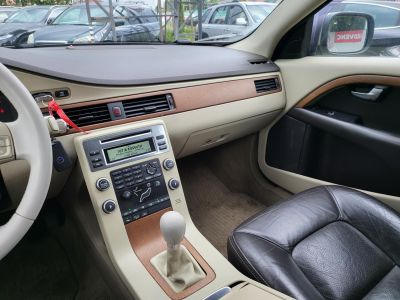 VOLVO XC70 2.4 D [D5] AWD Momentum