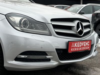 MERCEDES-BENZ C 220 CDI BlueEFFICIENCY (Automata) Xenon Tempomat Ülésfűtés Navi Bluetooth Rendszeresen szervizelt!