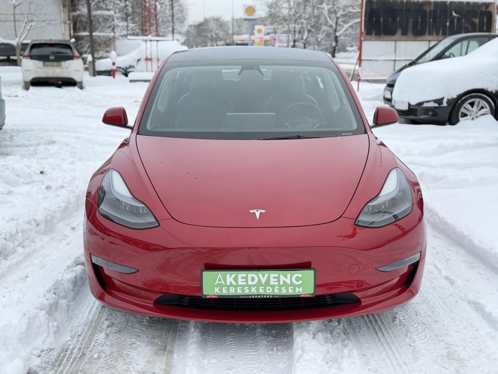 TESLA MODEL 3 Long Range AWD (Automata) 54e km. mátrix LED. hőszivattyú. premium hifi. gyönyörű állapot!