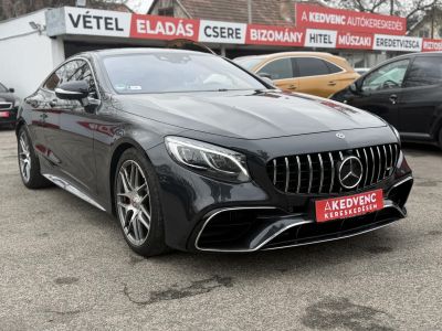 MERCEDES-AMG S 63 4Matic+ 9G-TRONIC 46e km. MAGIC SKY CONTROL. Újszerű állapot. Designo belső!