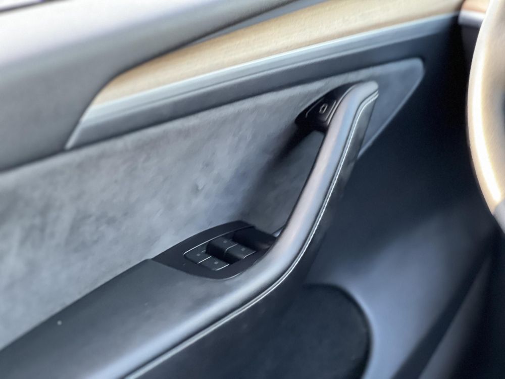 TESLA MODEL Y Performance AWD (Automata) 63e km. AMD Ryzen. mátrix LED. hőszivattyú. garanciális 2030-ig!