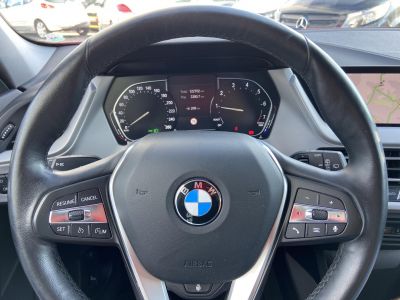 BMW 118i Advantage Új modell! LED Navi LiveCockpit PDC Magyarországi!