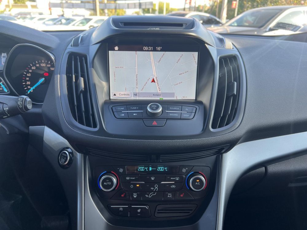 FORD KUGA 1.5 EcoBoost Business (Automata) 103e km. Magyarországi Tempomat Ülésfűtés Kormányfűtés Navi Parkradar