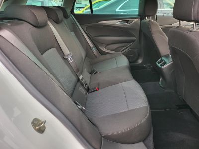 OPEL INSIGNIA Sports Tourer 2.0 CDTI Innovation Start Stop (Automata) LED Holttér Sávtartó Navi Carplay Ülésfűtés Kamera Vonóhorog