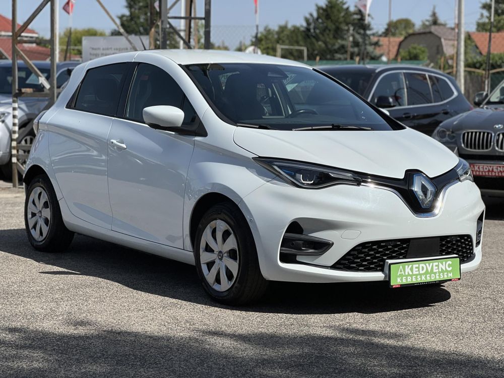 RENAULT ZOE