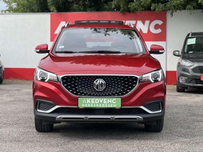 MG ZS EV Luxury. 68e km. végig vezetett márkaszerviz. Carplay. panorámatető