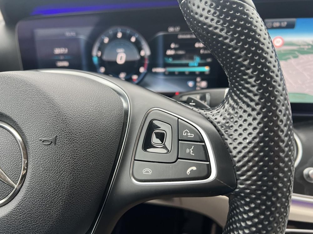 MERCEDES-BENZ E 220 d 9G-TRONIC 134e km. MAGYARORSZÁGI/WIDESCREEN/LED/KAMERA/CARPLAY!