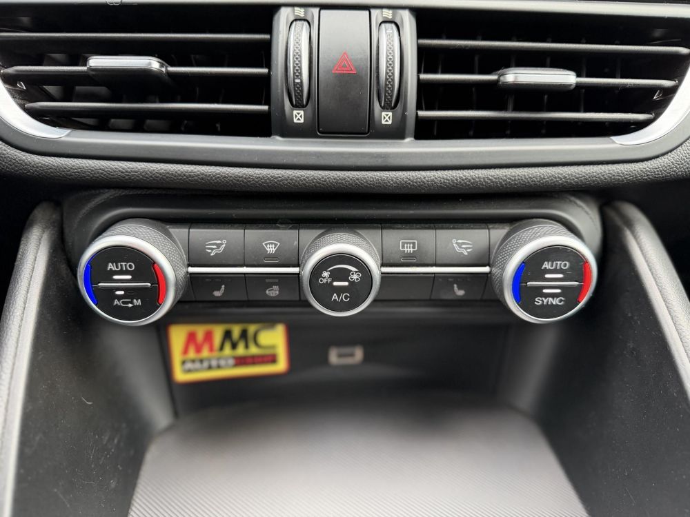 ALFA ROMEO GIULIA 2.0 Veloce Q4 (Automata) 280le. ALFA ROSSO. 116e km!