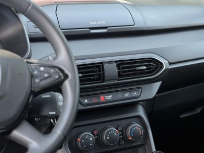DACIA SANDERO 1.0 TCe Essential Magyarországi. Gyári fényezés. Végig vezetett szervizkönyv!