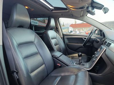 VOLVO V70 2.0 D [D3] Momentum Napfénytető Klíma Tempomat Bluetooth Bőr belső!