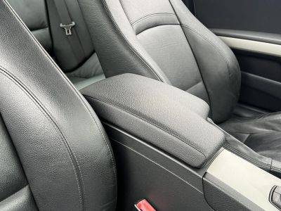 BMW 325i (Automata) Xenon Tempomat Ülésfűtés Bluetooth Navi PDC