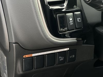 MITSUBISHI OUTLANDER 2.0 MIVEC Instyle Navi 4WD CVT