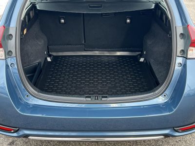 TOYOTA AURIS Touring Sports 1.8 HSD Active Trend+ (Automata) Élő hibrid garancia! Tempomat Ülésfűtés Kamera Keyless Bluetooth