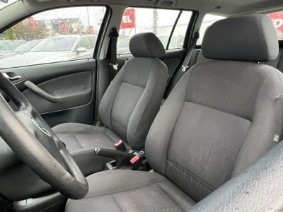 SKODA OCTAVIA Combi 1.6 Classic Klíma Vonóhororg City szervó!