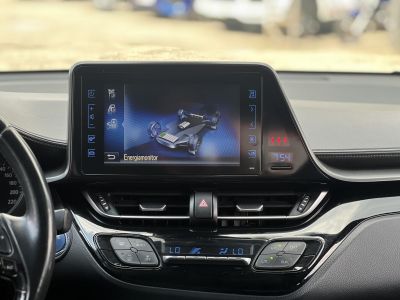 TOYOTA C-HR 1.8 Hybrid Dynamic e-CVT 104e km. LED. sávtartó. tempomat. kamera. márkaszervizelt előélet!