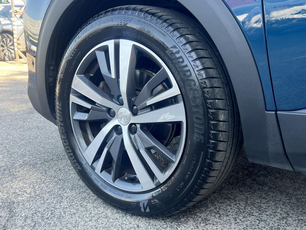 PEUGEOT 3008 1.5 BlueHDi Allure EAT8 Kitűnő állapot. magas felszereltség!
