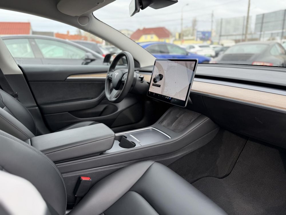 TESLA MODEL 3 Performance AWD (Automata) FSD. mátrix LED. hőszivattyú. garanciális!