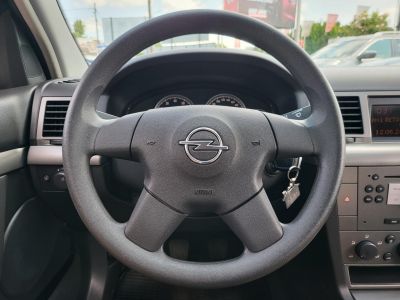 OPEL VECTRA C 1.6 Comfort 66e km!!! vezetett szervizkönyv. vonóhorog