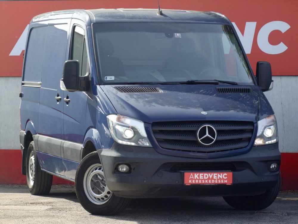 MERCEDES-BENZ SPRINTER 316 CDI 906.633.13 Kamera Ülésfűtés Vonóhorog Tolatóradar Bi-xenon Állófűtés