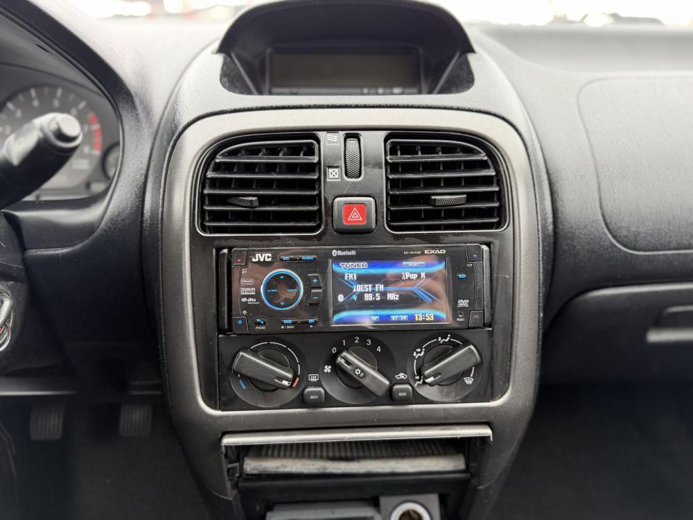 MITSUBISHI CARISMA 1.6 Classic Klima Magyarországi Vonóhorog Téli-nyári kerék garnitúra!