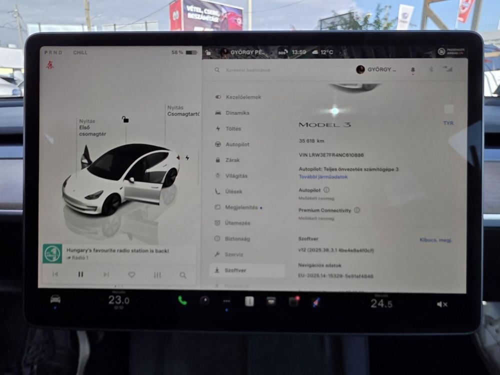 TESLA MODEL 3 Standard Range Plus Aut 35e km. garanciális. hőszivattyú. prémium hifi. mátrix LED!