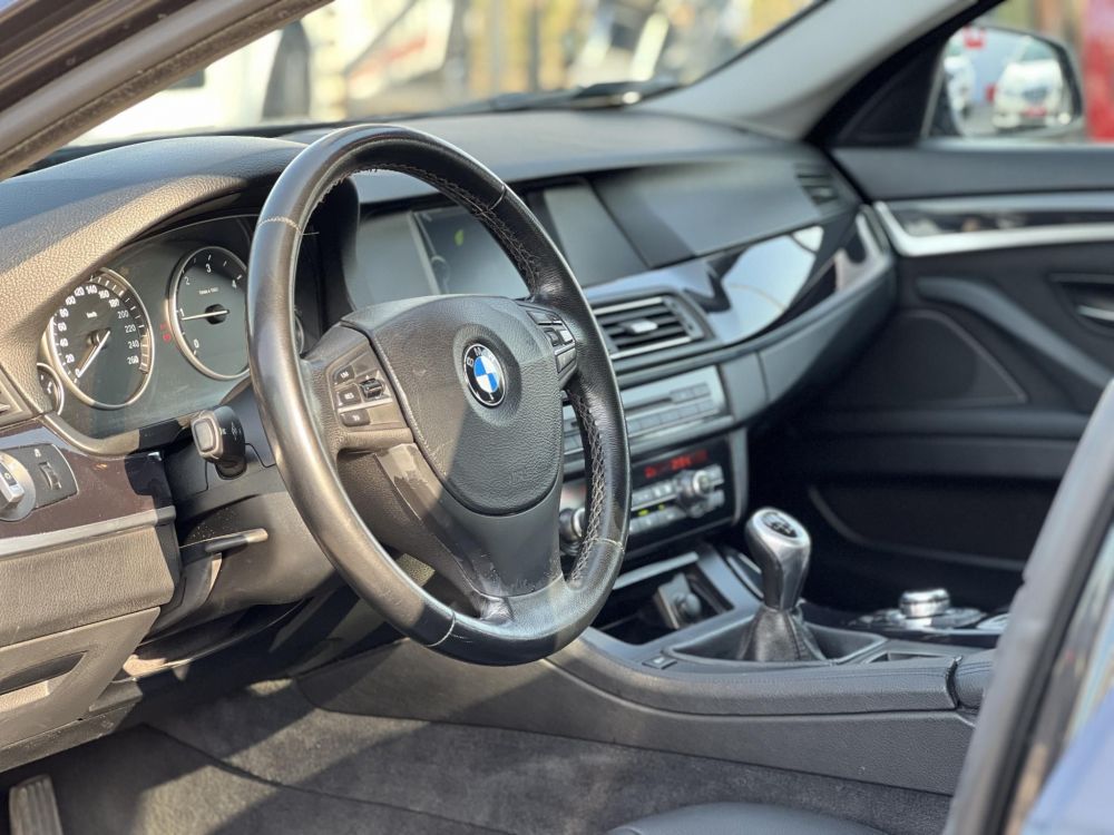 BMW 520d Touring (Automata) Tempomat Ülésfűtés Bluetooth Manuál 6 A LEGJOBB ÁRON!