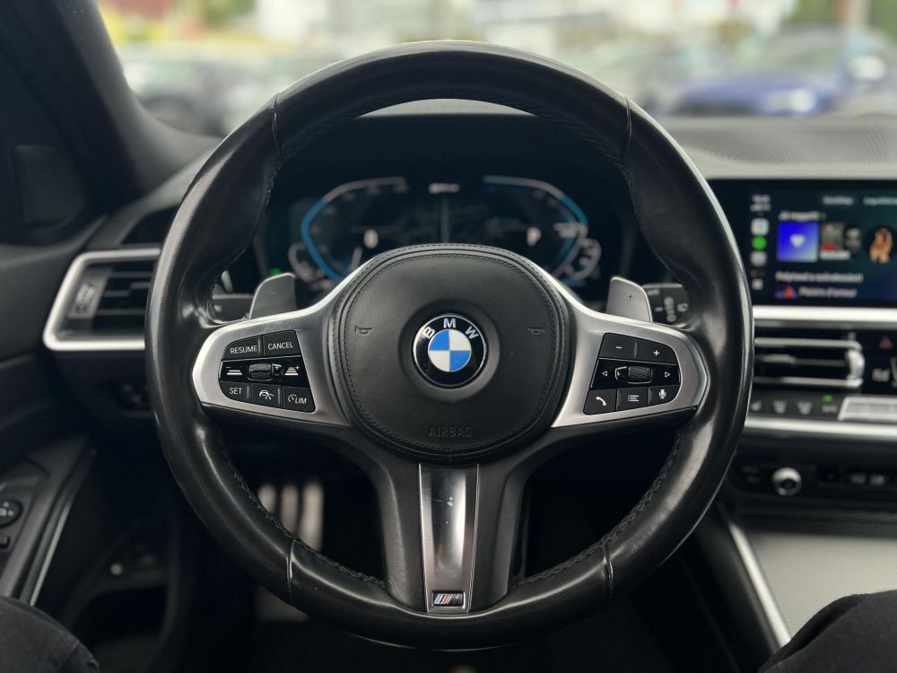 BMW 330e M Sport (Automata) Frissen szervizelt. Új téli gumik!