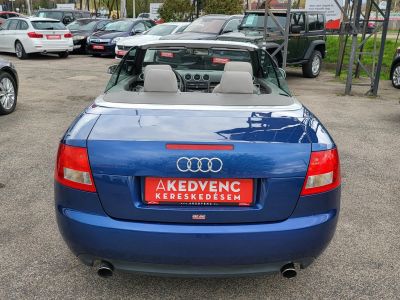 AUDI A4 CABRIO 2.4 V6 Multitronic