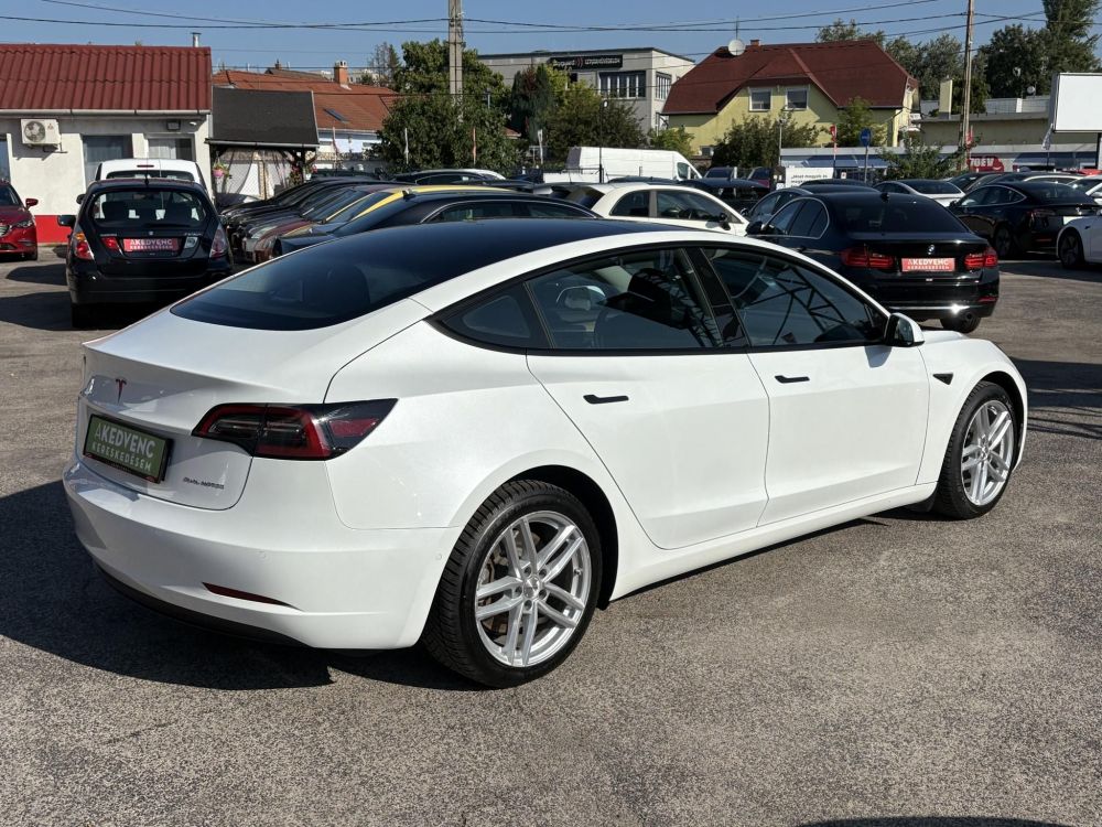 TESLA MODEL 3 Long Range AWD (Automata) mátrix LED. hőszivattyú. garanciális. premium hifi. 500km-es hatótáv!
