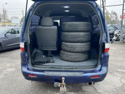 HYUNDAI H-1 2.5 CRDI (9 személyes )