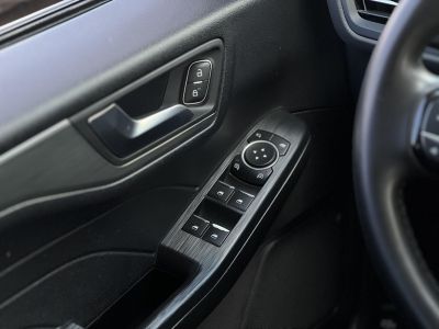 FORD KUGA 2.5 FHEV Freedom CVT